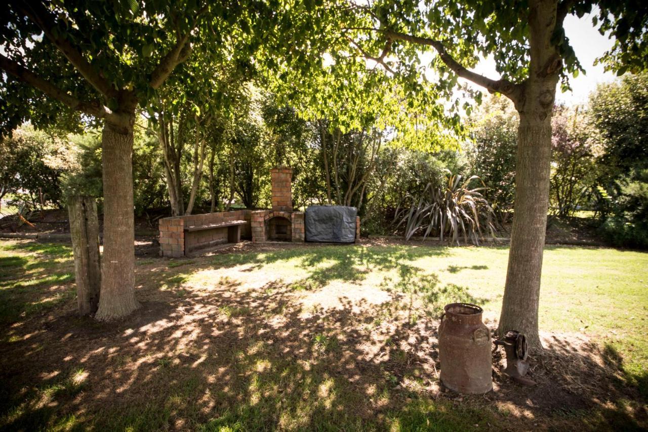 במוטל The Clive Hideaway מראה חיצוני תמונה
